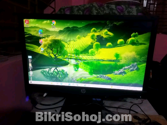 Pc+Monitor  + Ups+ Speaker